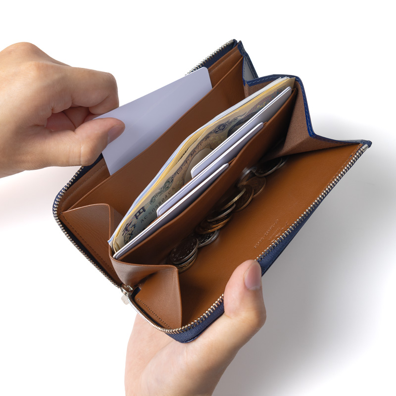 長財布　使用期間少なく美品。 財布 メンズ 長財布 通販 ZOO ZLW-115 ズー ブリーチパイソン 蛇